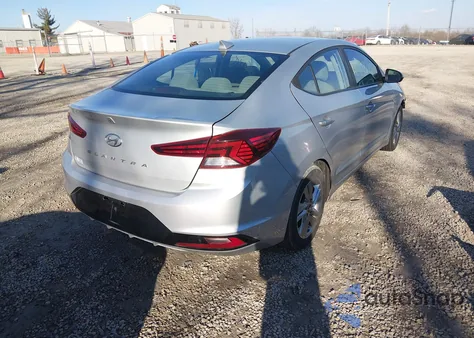 2019 Hyundai Elantra Sel z USA, uszkodzony, nr VIN KMHD84LFXKU746335